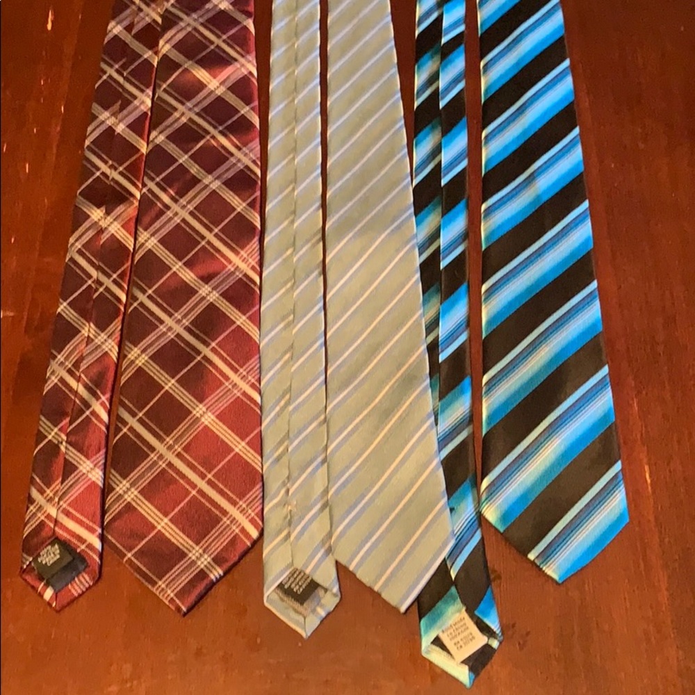 Lot of 3 brand name ties ($8 tie Bundles 3/$20)